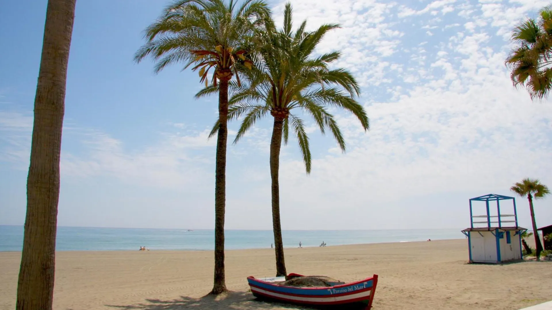 Estepona Port Apartment Sunny