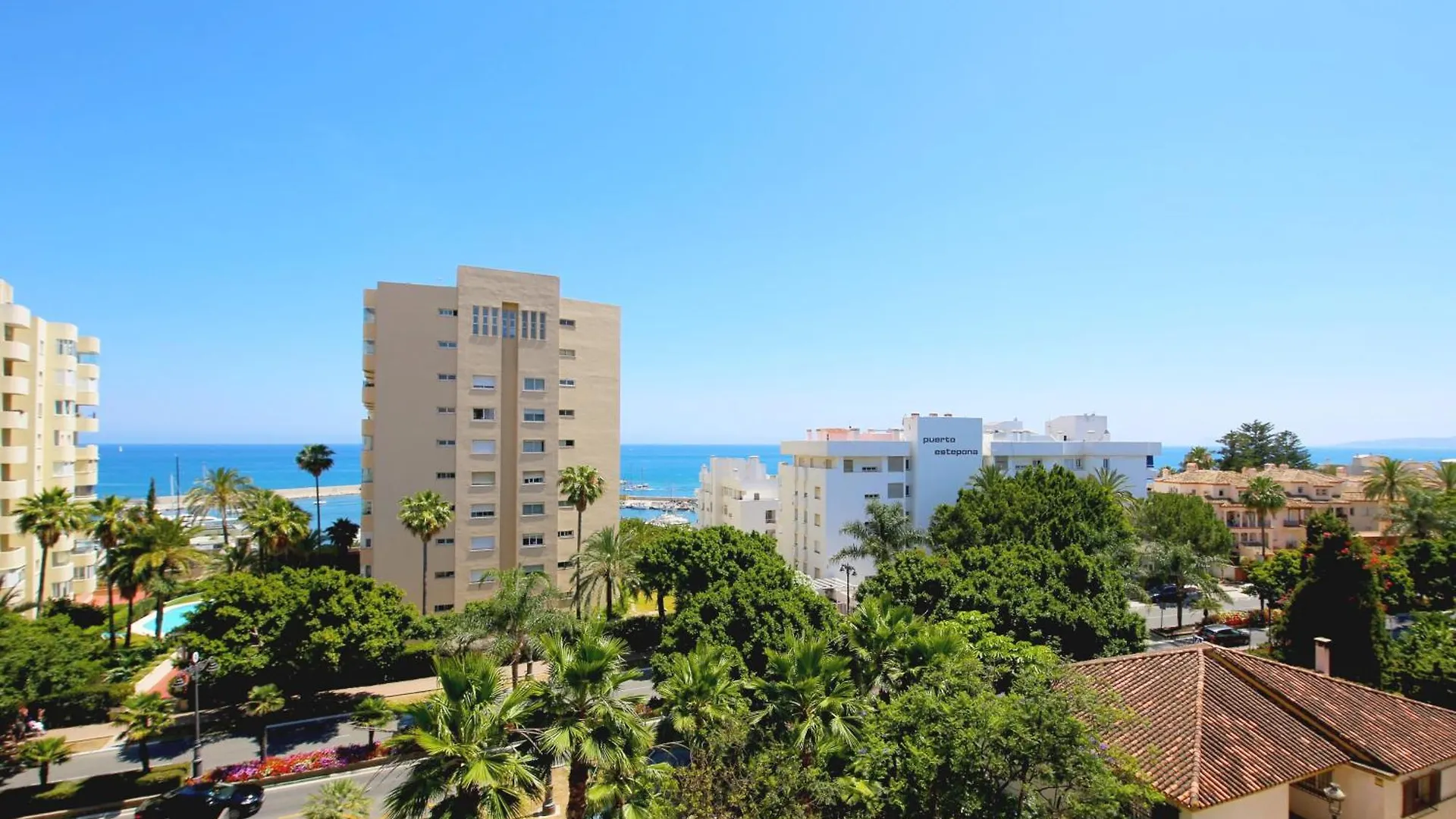 Estepona Port Apartment Sunny Spain